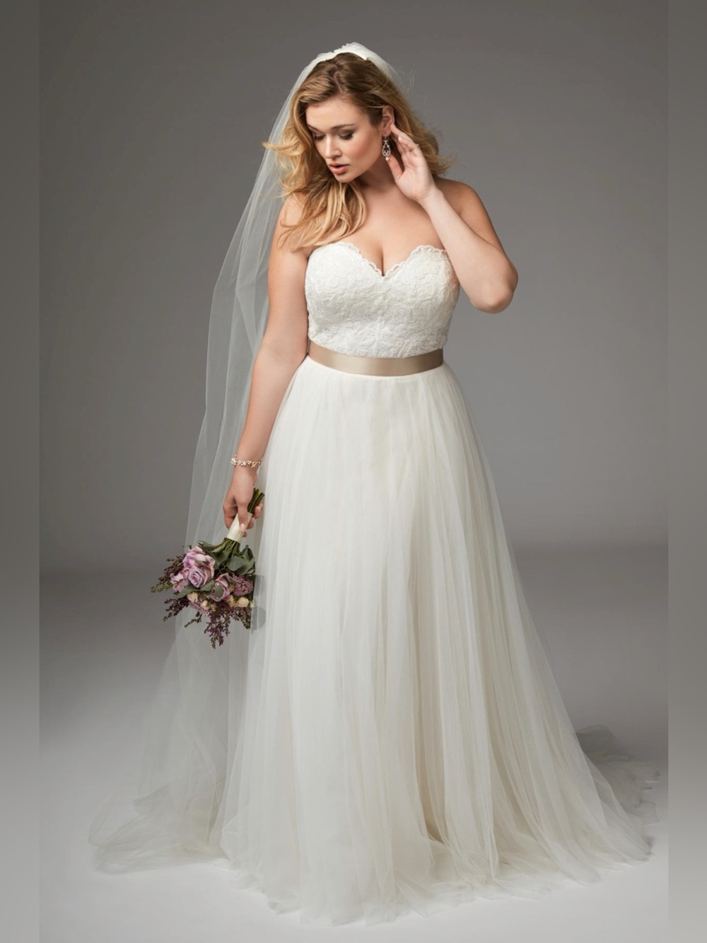 Wtoo Agatha - Strapless Lace Bodice Tulle Wedding Dress in Ivory